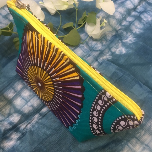 African wax make up catch all pouch bag zipper top - Picture 3 of 8